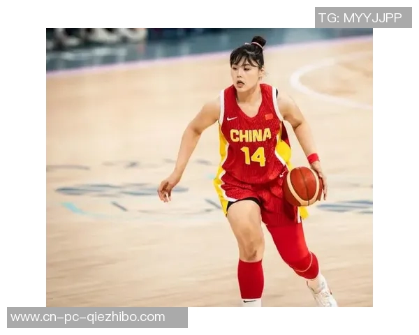 中国女篮新星李月汝妹妹崭露头角场均9分6篮板引发关注